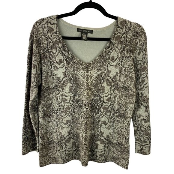 Paraphrase Boho Casual Chic Animal Print V Neck Long Sleeve Sweater Medium Grey - Picture 2 of 9